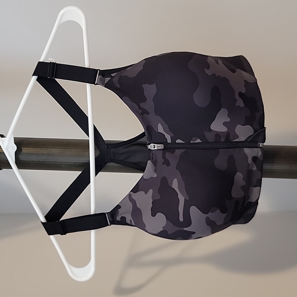 2 38C high-support sports bras